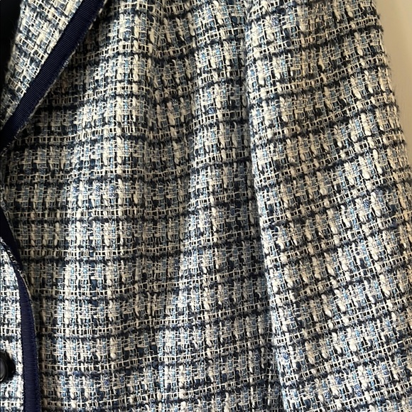 Talbots Women's Navy Trim Tweed Blazer Excellent Condition - Picture 3 of 10